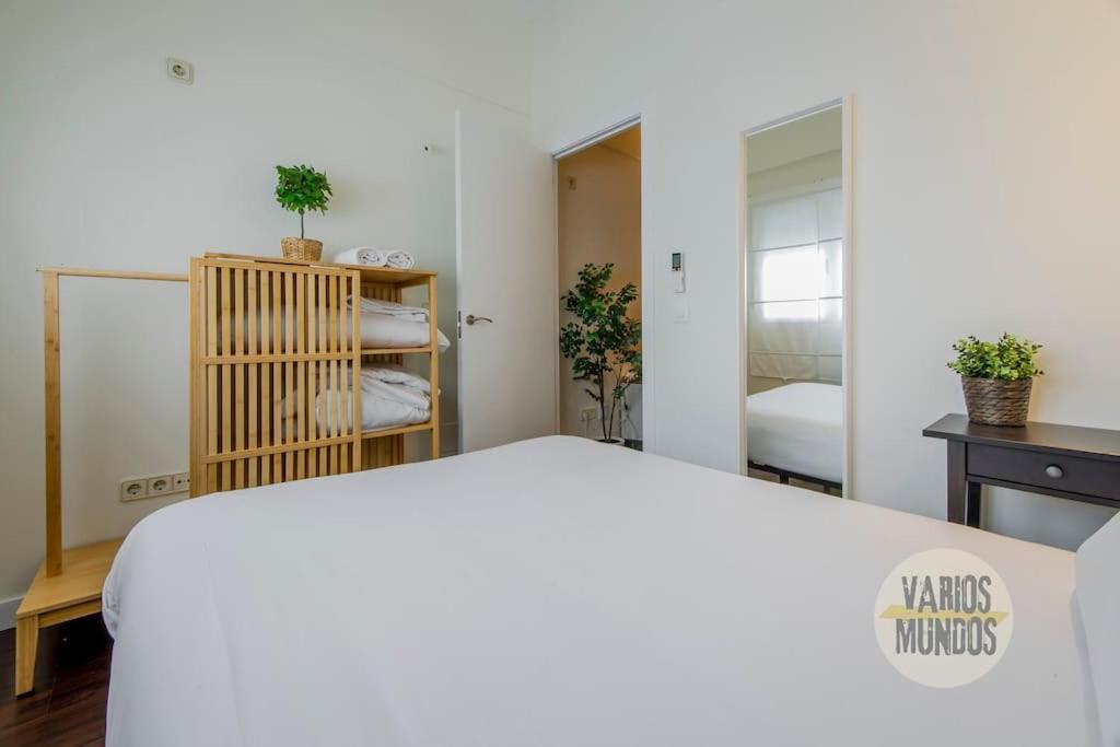 Super Cool Apt Para 4Pax En Plaza De Chueca Madrid Luaran gambar